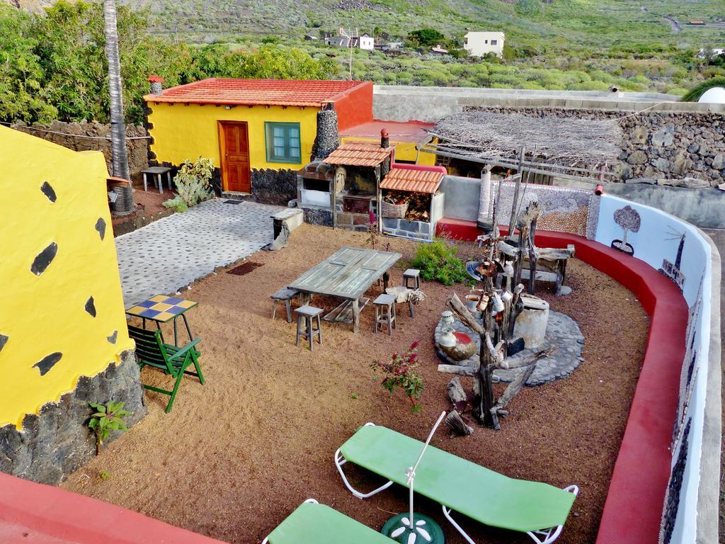 フロンテーラ Casa Guineaゲストハウス エクステリア 写真