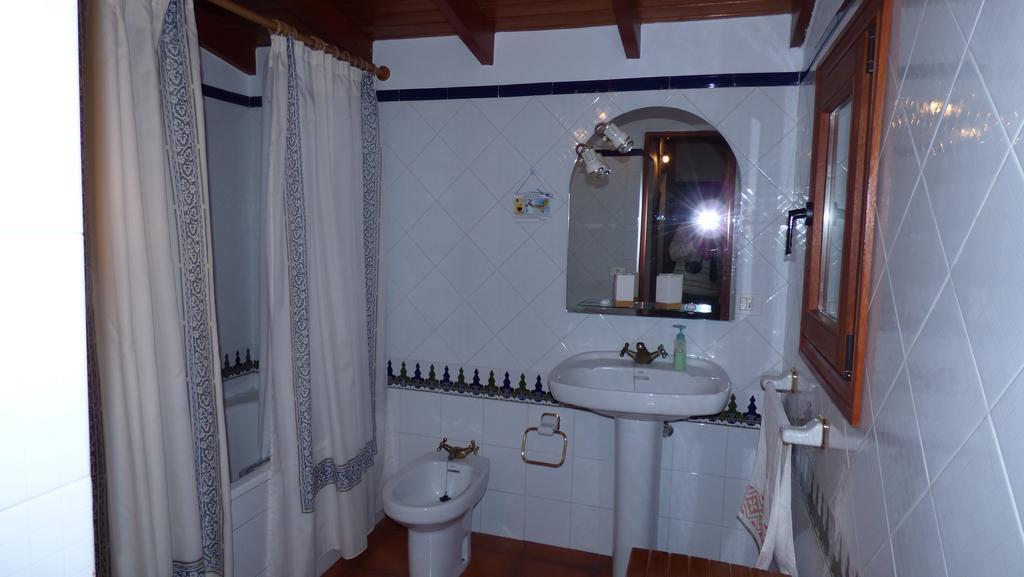 フロンテーラ Casa Guineaゲストハウス エクステリア 写真